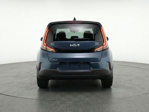 Used 2025 Kia Soul LX w/ LX Technology Package image 7