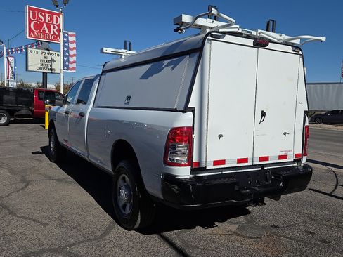 Used 2023 RAM 3500 Tradesman w/ Convenience Group image 3