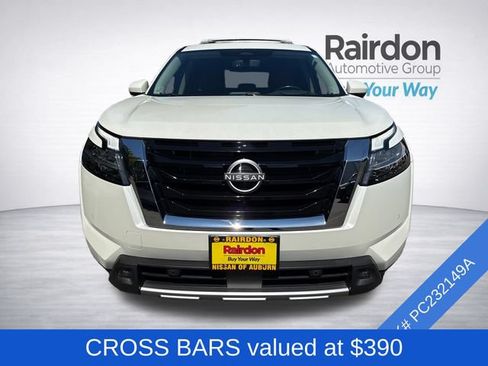 Used 2023 Nissan Pathfinder Platinum w/ Cargo Package AWD/4WD image 2