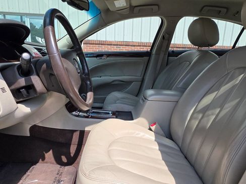 Used 2009 Buick Lucerne CXL w/ Driver Confidence Package FWD image 11