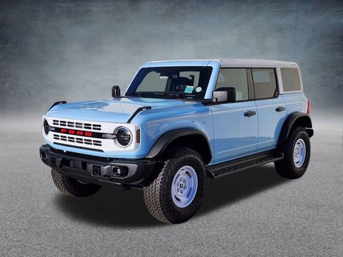 New 2025 Ford Bronco Heritage Edition image 3