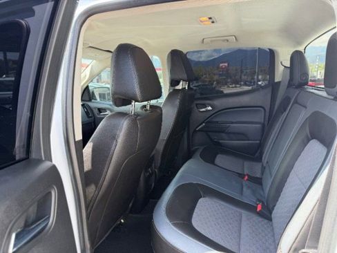 Used 2018 Chevrolet Colorado Z71 AWD/4WD image 26