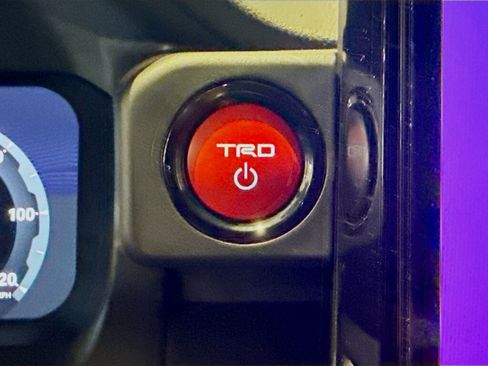 New 2025 Toyota Tacoma TRD Off-Road image 8