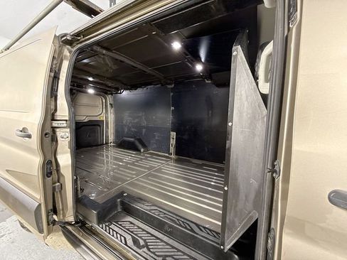 Certified 2020 Ford Transit 250 Low Roof image 21