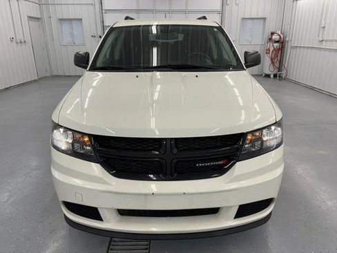 Used 2020 Dodge Journey SE w/ Blacktop Package FWD image 12