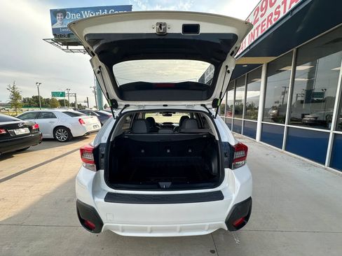 Used 2021 Subaru Crosstrek 2.5i Sport w/ Moonroof Package AWD/4WD image 9