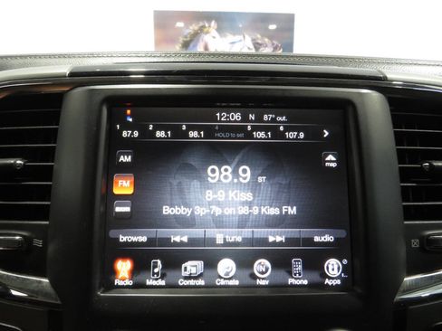 Used 2013 RAM 1500 Sport w/ Remote Start & Security Group RWD image 17