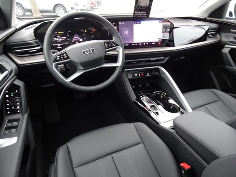 New 2025 Audi Q5 Premium Plus image 5
