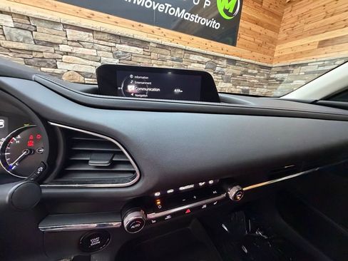 Used 2023 MAZDA CX-30 AWD 2.5 S w/ Preferred Package image 18