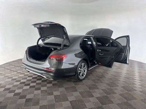 Used 2023 Mercedes-Benz E 350 4MATIC Sedan image 15