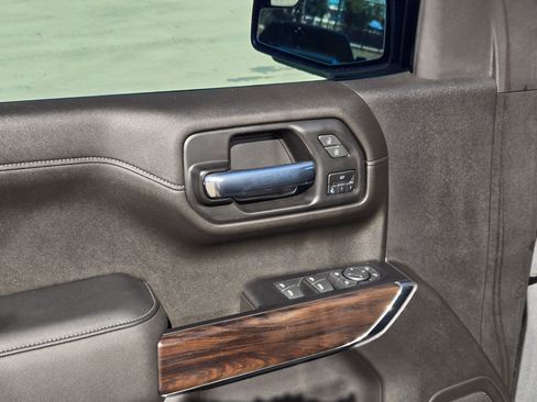 Certified 2021 GMC Sierra 1500 SLT image 12