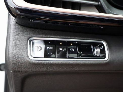 New 2025 Buick Envision Sport Touring image 33