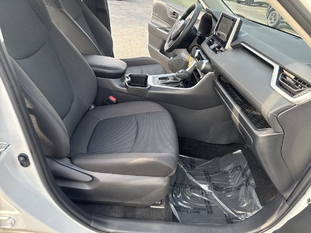 Used 2025 Toyota RAV4 LE FWD image 10