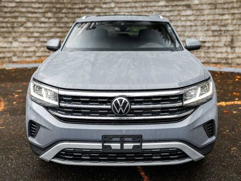 Used 2023 Volkswagen Atlas Cross Sport SEL image 2