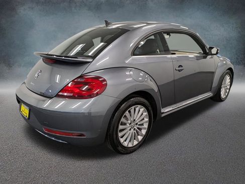 Used 2019 Volkswagen Beetle 2.0T S image 4