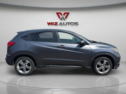 Used 2017 Honda HR-V EX-L image 4