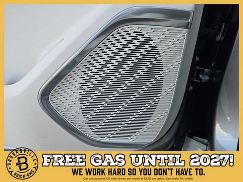 New 2026 Buick Enclave Avenir w/ Super Cruise Package FWD image 18