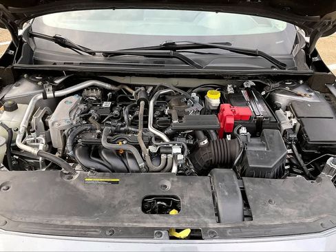 Used 2024 Nissan Sentra SV FWD image 9