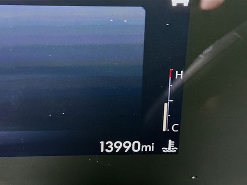 Used 2025 Buick Encore GX Preferred image 19