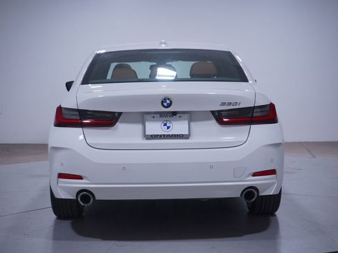 Used 2023 BMW 330i Sedan w/ Driving Assistance Package image 5