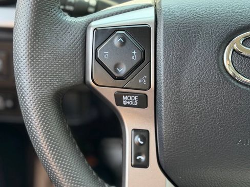 Used 2023 Toyota Tacoma SR5 w/ Technology Package AWD/4WD image 9