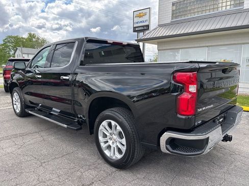 Used 2022 Chevrolet Silverado 1500 LTZ w/ Z71 Off-Road Package AWD/4WD image 7