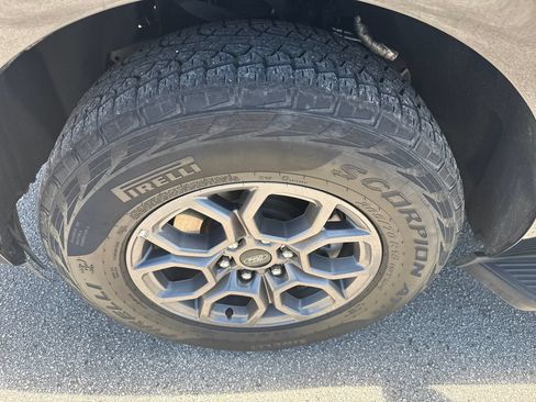 Used 2025 Ford Expedition Active RWD image 13