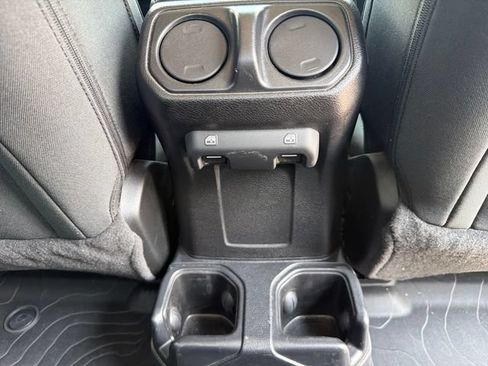Used 2021 Jeep Gladiator Sport AWD/4WD image 35