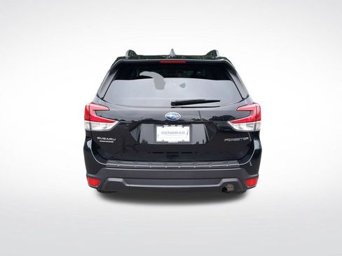 Used 2023 Subaru Forester Premium AWD/4WD image 7