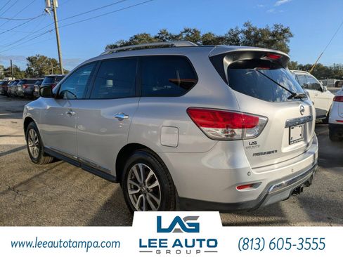 Used 2014 Nissan Pathfinder SL w/ SL Tech Package image 5