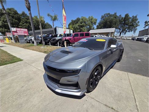 Used 2019 Chevrolet Camaro SS RWD image 1