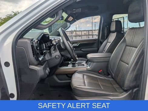 Used 2024 Chevrolet Silverado 1500 High Country RWD image 9