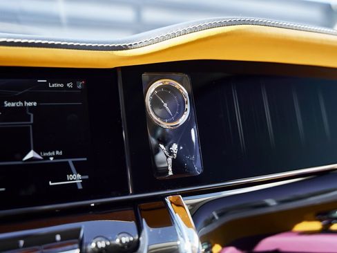 Used 2025 Rolls-Royce Cullinan Base image 80