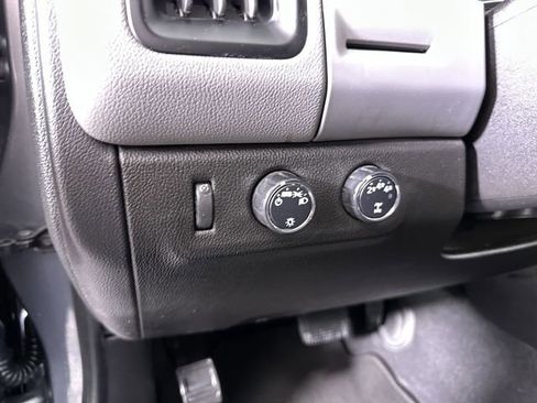 Used 2021 Chevrolet Colorado W/T w/ WT Convenience Package image 18