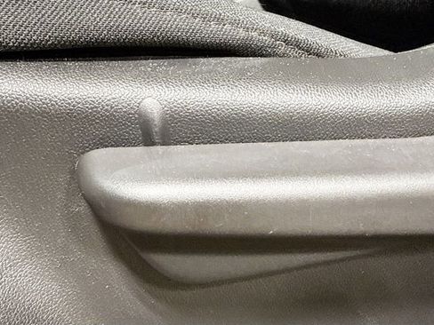 Used 2021 Chevrolet Silverado 1500 Custom image 20