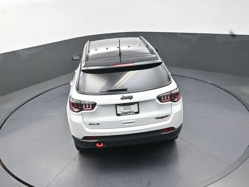 Used 2026 Jeep Compass Trailhawk AWD/4WD image 16