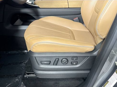 Used 2025 INFINITI QX80 Sensory AWD/4WD image 25
