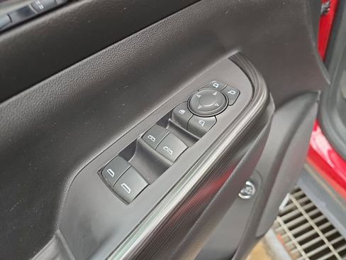 Used 2021 GMC Acadia SLT w/ Premium Package image 11