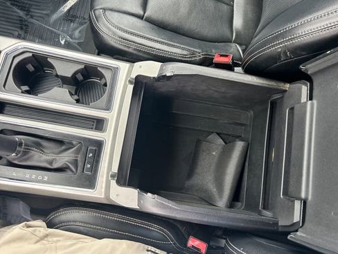 Used 2019 Ford F150 Lariat w/ Equipment Group 502A Luxury image 18