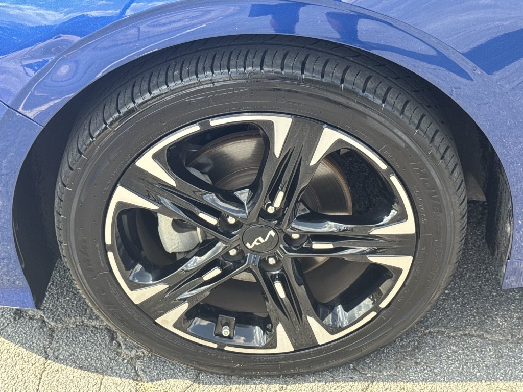 Used 2023 Kia K5 GT-Line w/ GT-Line Premium Package FWD image 11