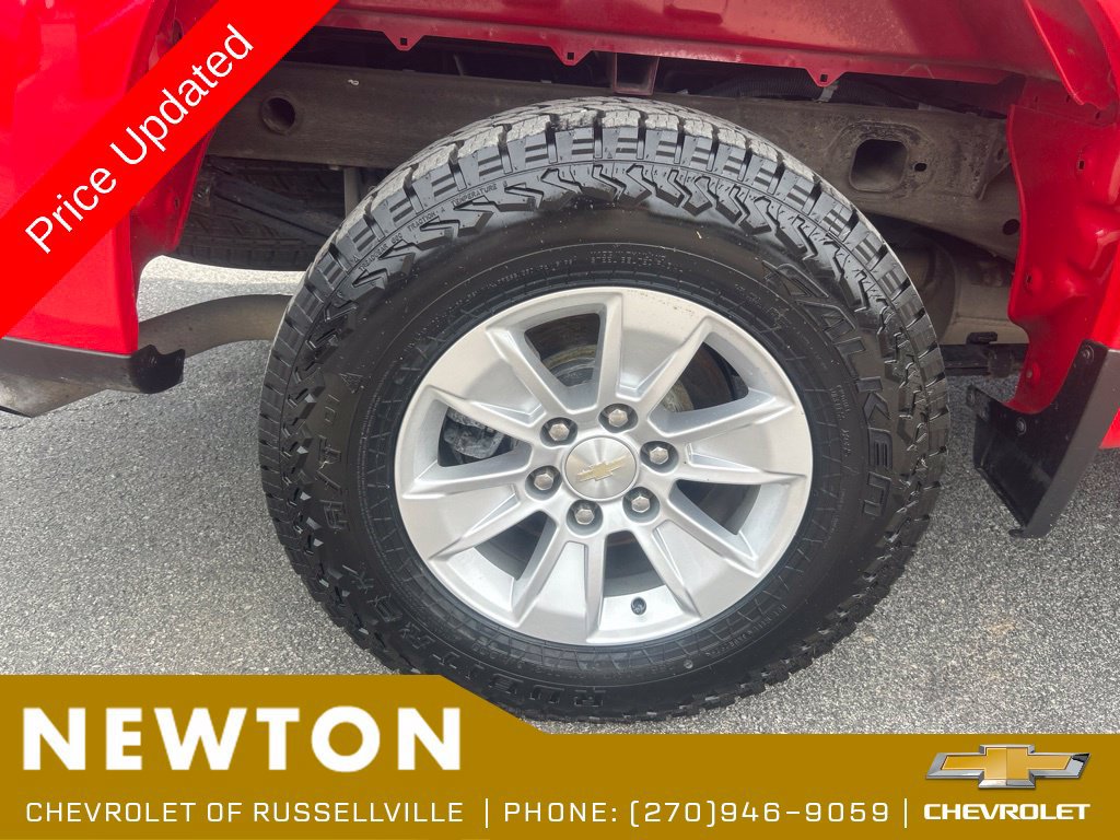 Used 2022 Chevrolet Silverado 1500 LT AWD/4WD image 41
