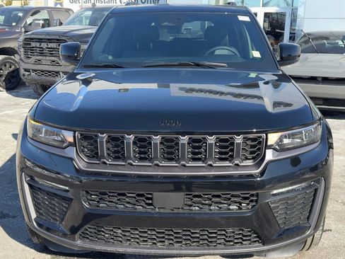 New 2026 Jeep Grand Cherokee Limited w/ Limited Altitude Package image 2