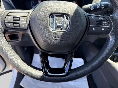 Used 2023 Honda HR-V LX image 12