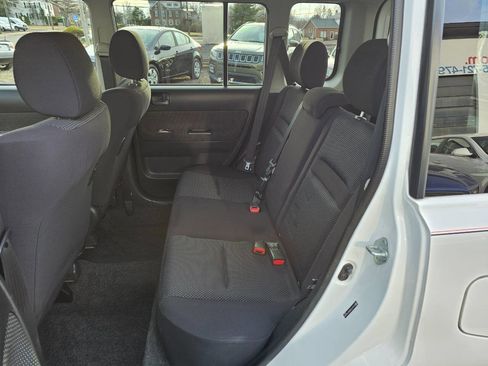 Used 2005 Scion xB image 10