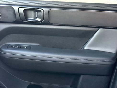 Used 2025 Hyundai Santa Fe Calligraphy image 25