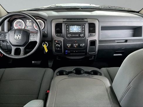 Used 2014 RAM 1500 Express RWD image 8