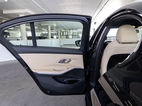 Used 2023 BMW 330i Sedan w/ Parking Assistance Package RWD image 20