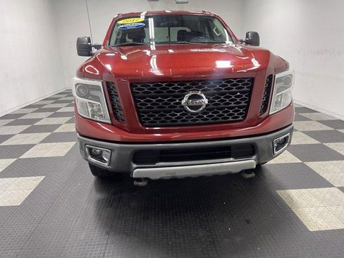 Used 2017 Nissan Titan PRO-4X AWD/4WD image 6