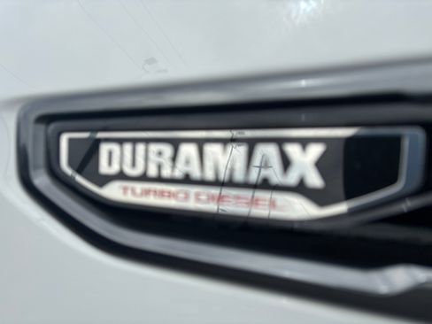 Used 2023 GMC Sierra 1500 AT4 w/ AT4 Premium Package image 10