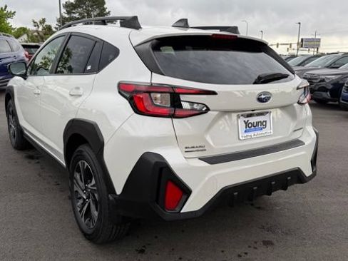 Used 2024 Subaru Crosstrek 2.0i Premium AWD/4WD image 5